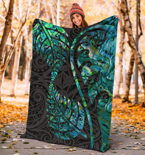 aotearoa-maori-premium-blanket-silver-fern-koru-vibes