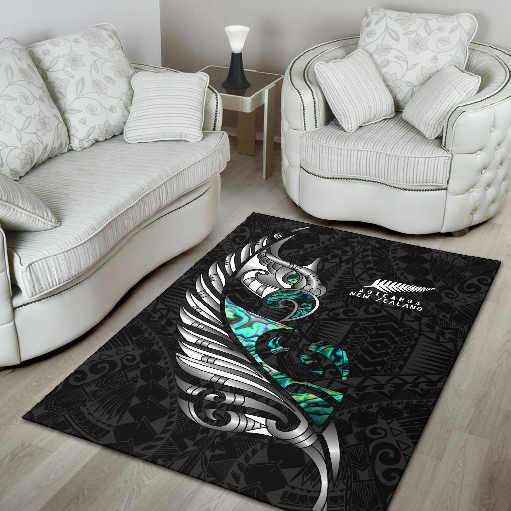 new-zealand-area-rug-manaia-paua-fern-wing-white