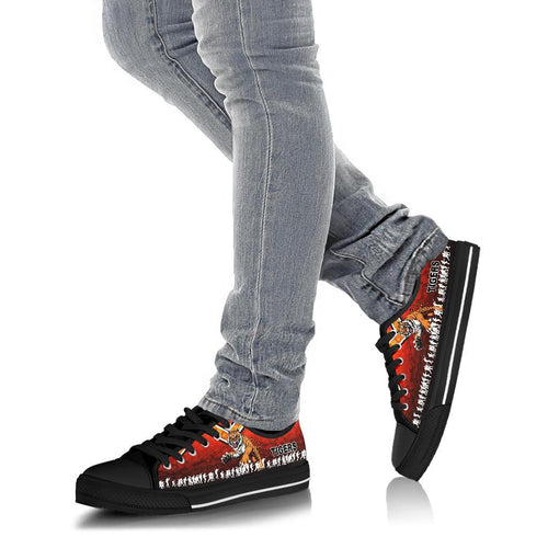 wests-low-top-shoe-tigers-anzac-vibes