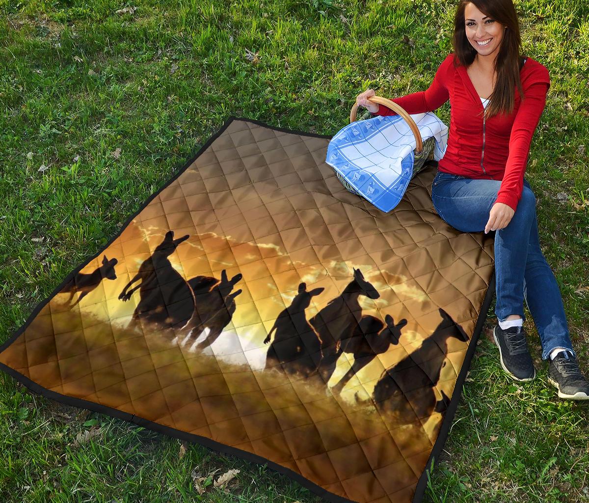 premium-quilts-kangaroo-coverlets-family-sunset-painting-ver02a