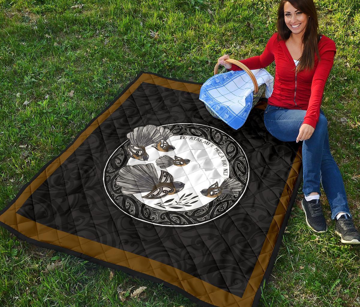fantail-bird-new-zealand-quilt