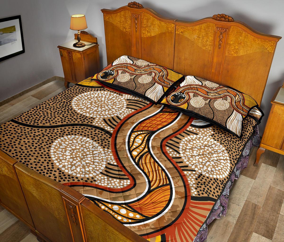 aboriginal-quilt-bed-set-indigenous-snake-vintage-stye