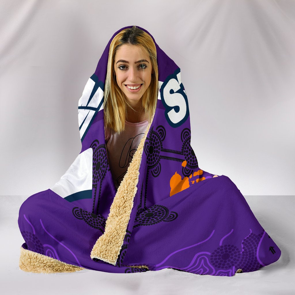 storm-hooded-blanket-indigenous-aboriginal-melbourne-sun-style