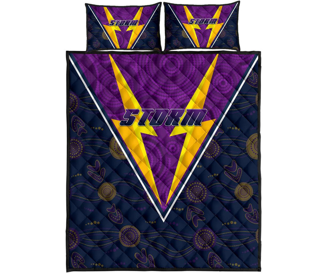 storm-quilt-bed-set-indigenous-artsy-style