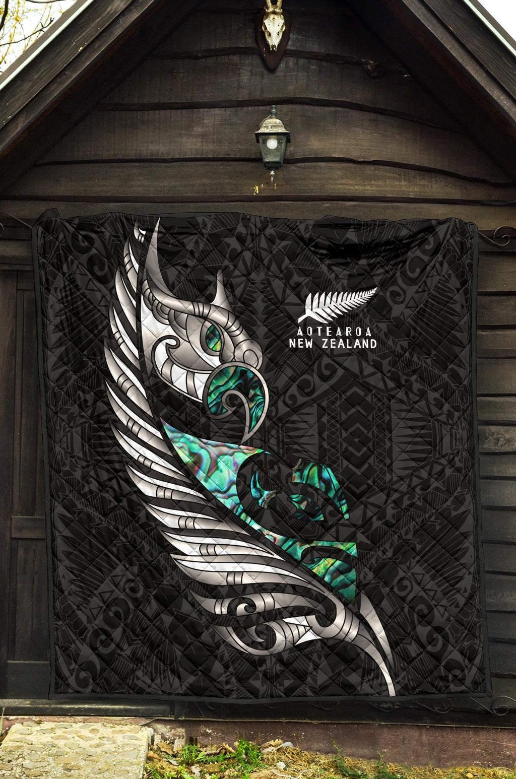 new-zealand-premium-quilt-manaia-paua-fern-wing-white