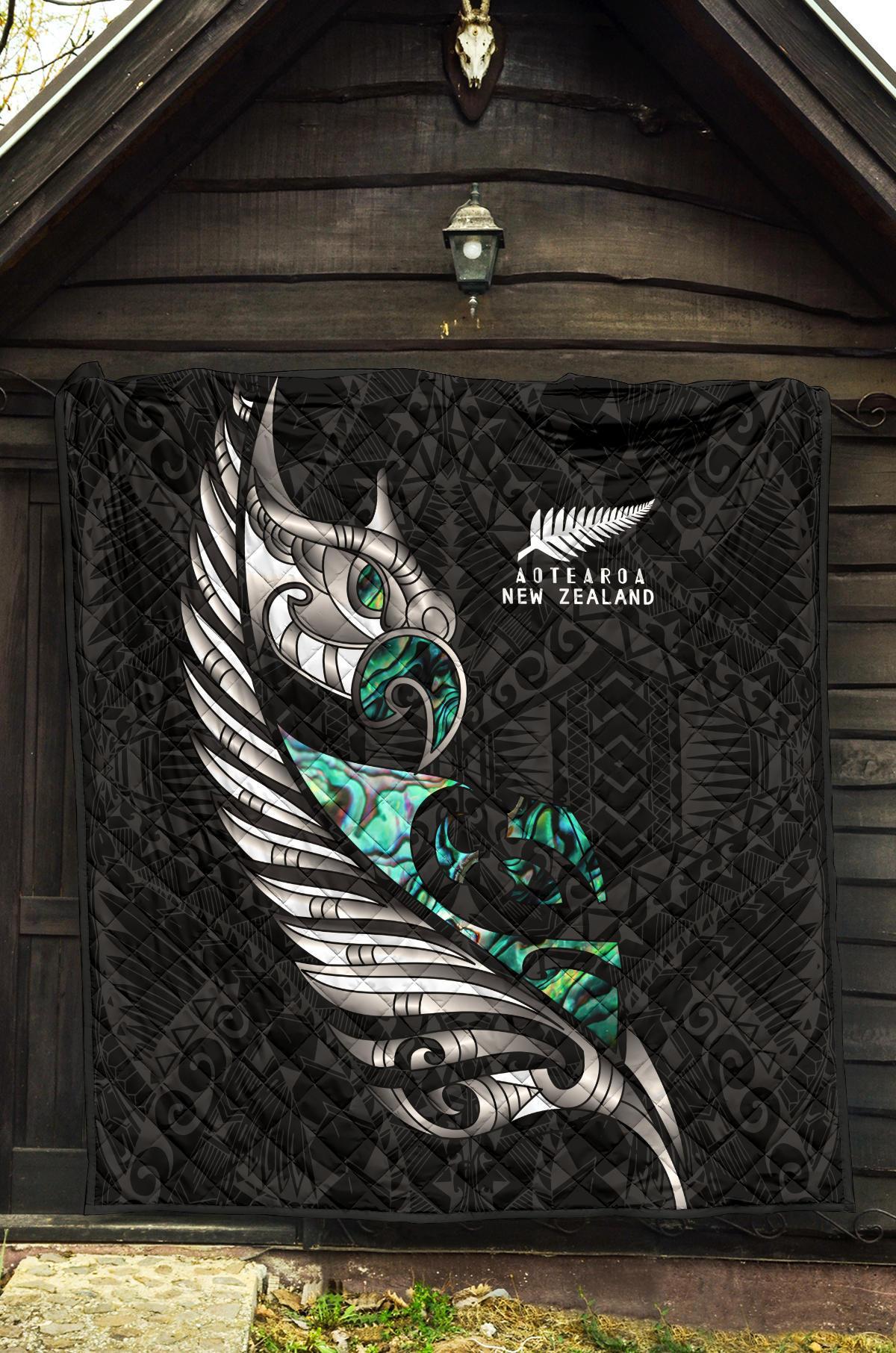 new-zealand-premium-quilt-manaia-paua-fern-wing-white