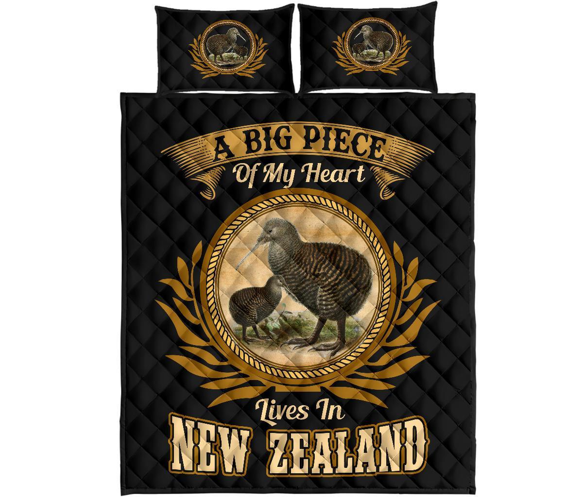 a-big-piece-of-my-heart-lives-in-new-zealand-quilt-bed-set