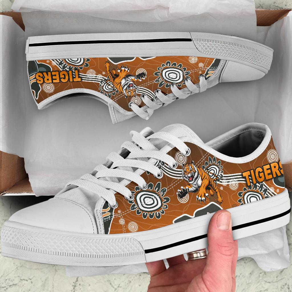 wests-low-top-shoe-tigers-indigenous