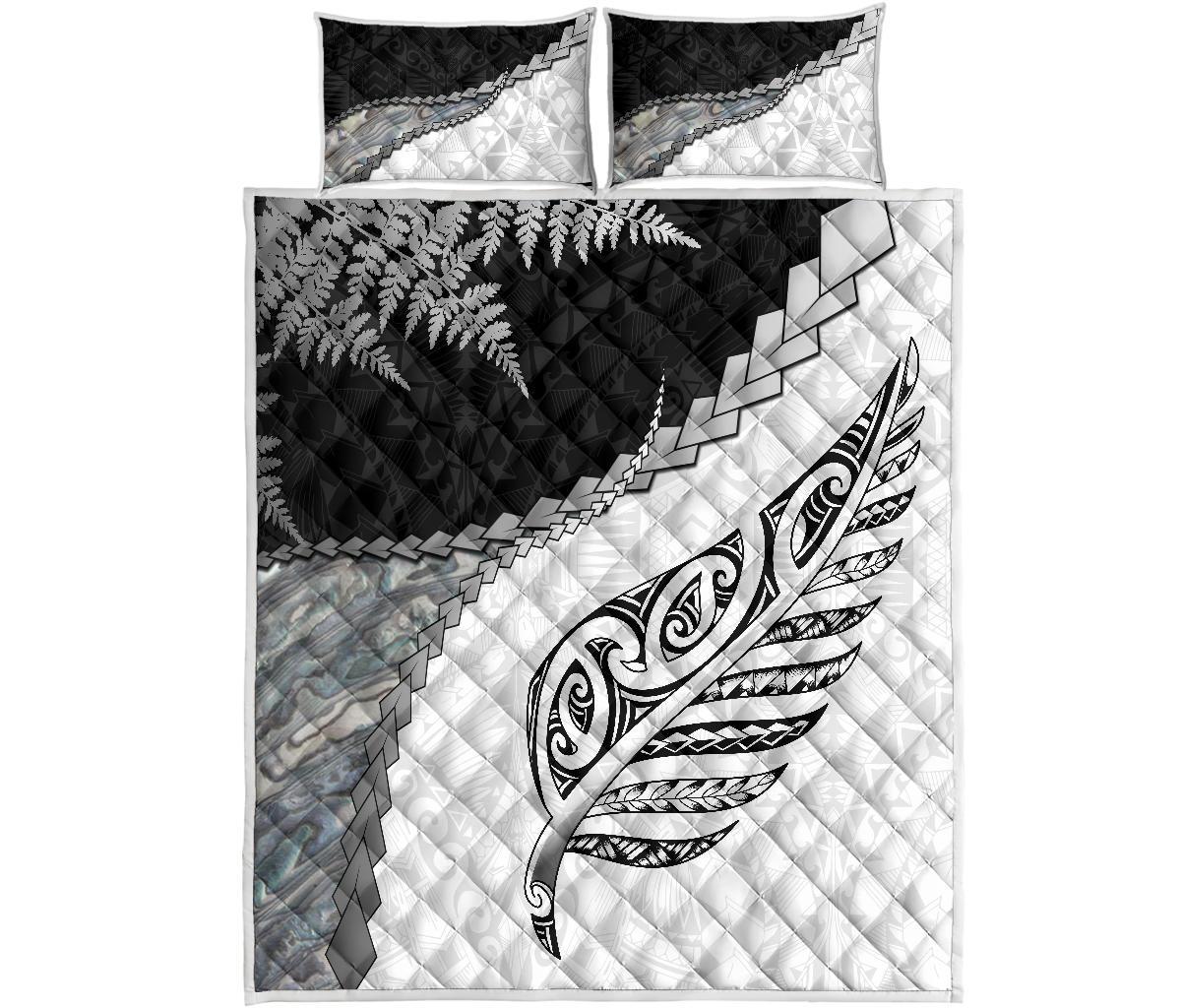 paua-shell-maori-silver-fern-quilt-bed-set