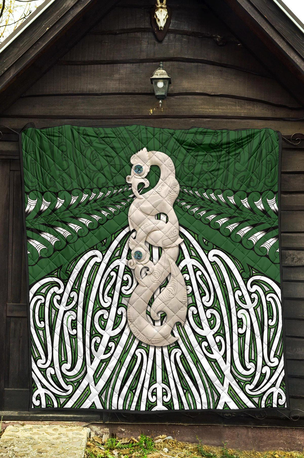 maori-moko-tattoo-premium-quilt-manaia-pounamu