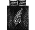 light-silver-fern-new-zealand-quilt-bed-set-white