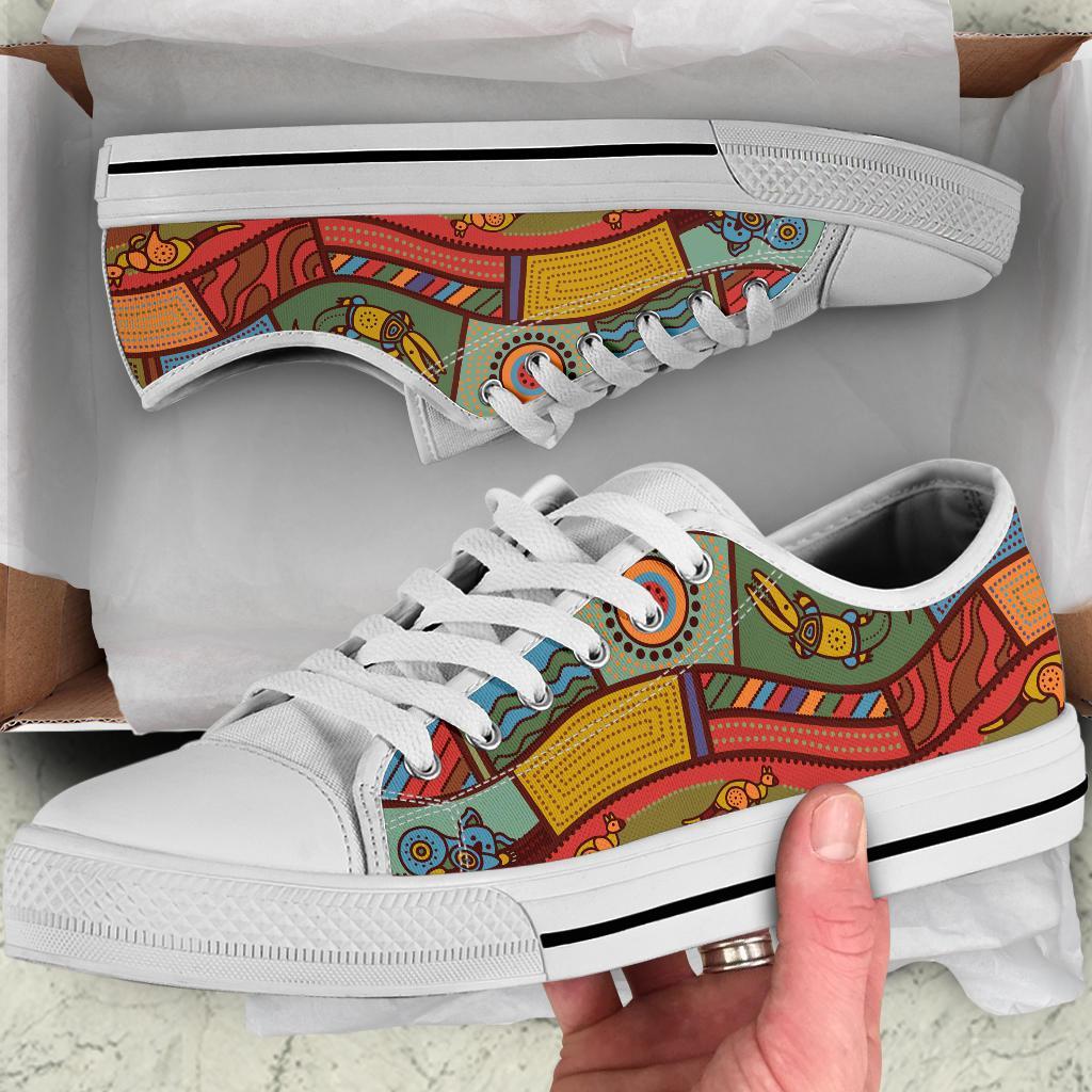 low-top-shoe-aboriginal-art-with-animals-1