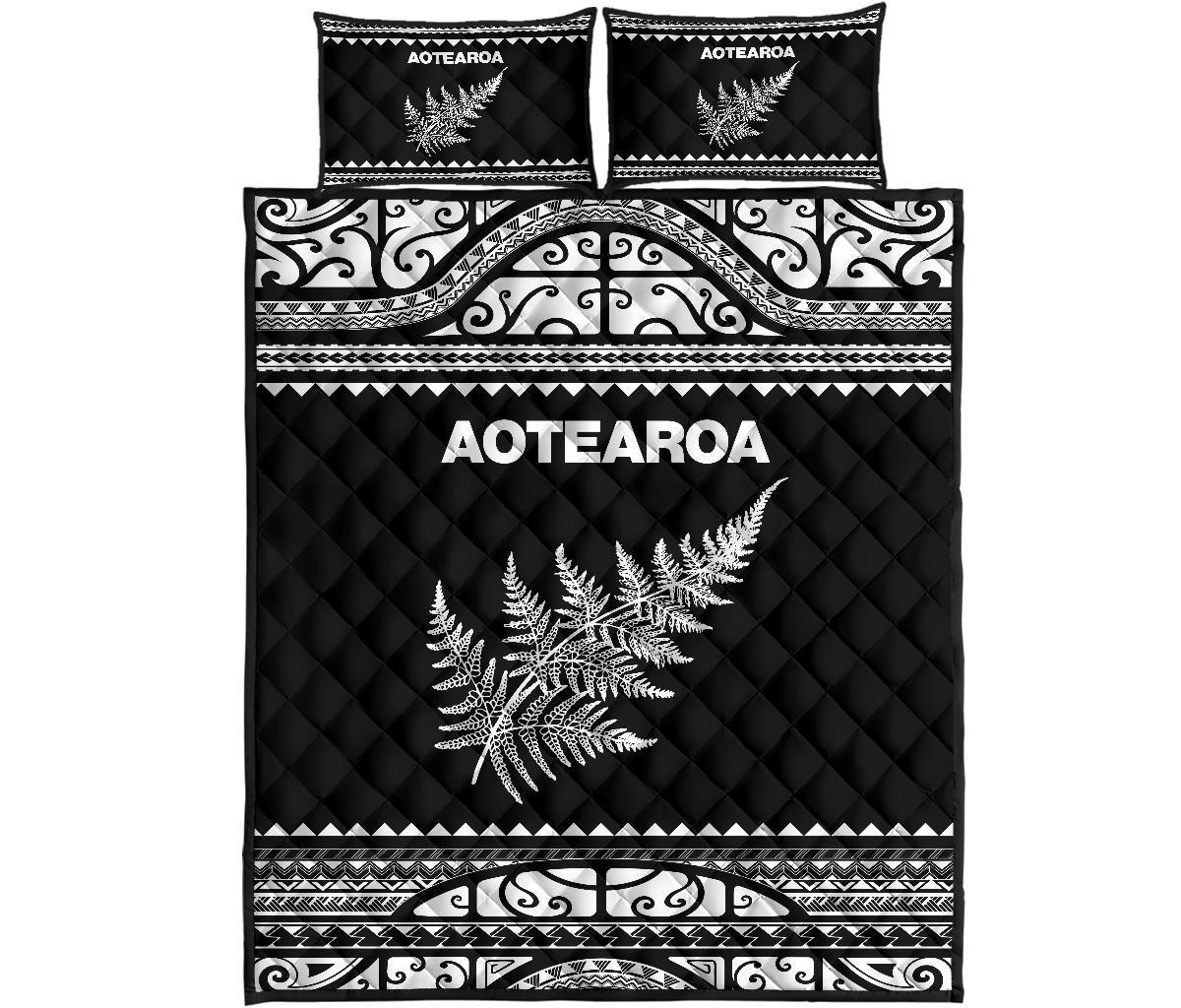 aotearoa-new-zealand-maori-quilt-bed-set-silver-fern-white