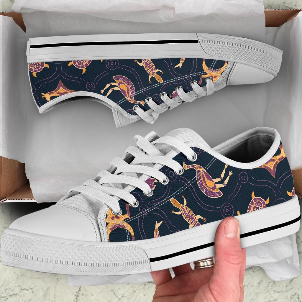 low-top-shoes-indigenous-animals-patterns