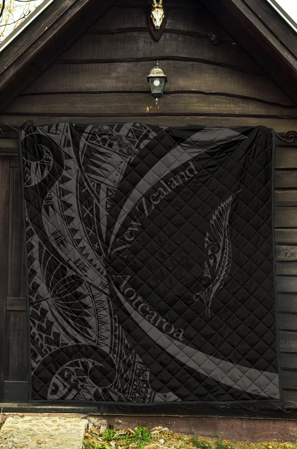 new-zealand-silver-fern-premium-quilt-maori-tattoo-circle-style