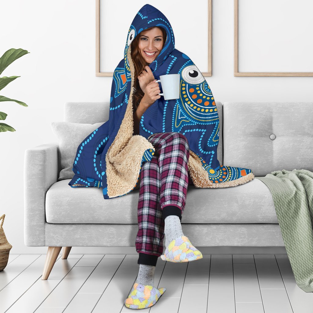 hooded-blanket-indigenous-turtle-patterns