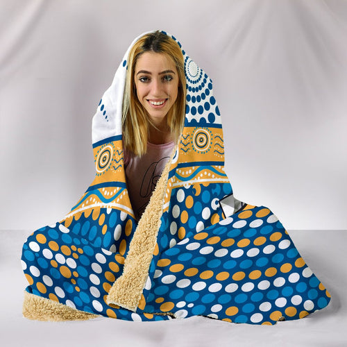 titans-knight-hooded-blanket-gold-coast