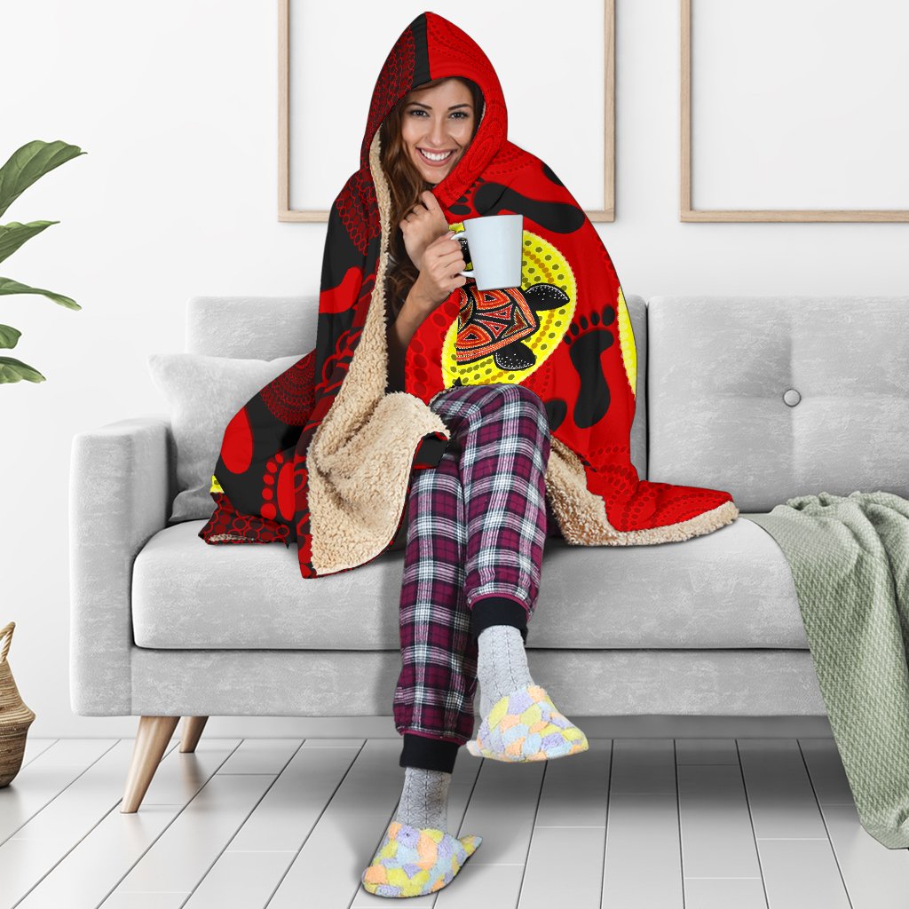 aboriginal-hooded-blanket-turtle-footprint-circle-dot-painting