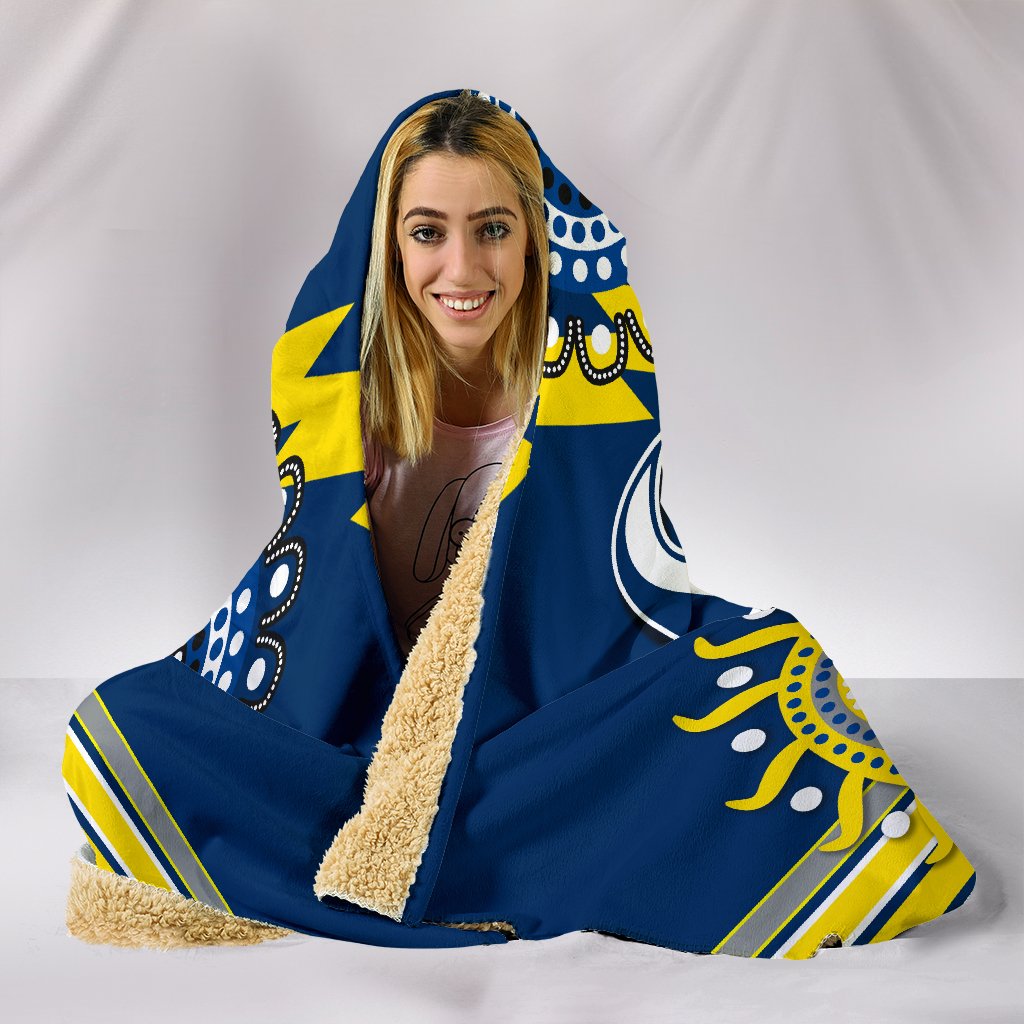 proud-cowboys-hooded-blanket-indigenous-north-queensland
