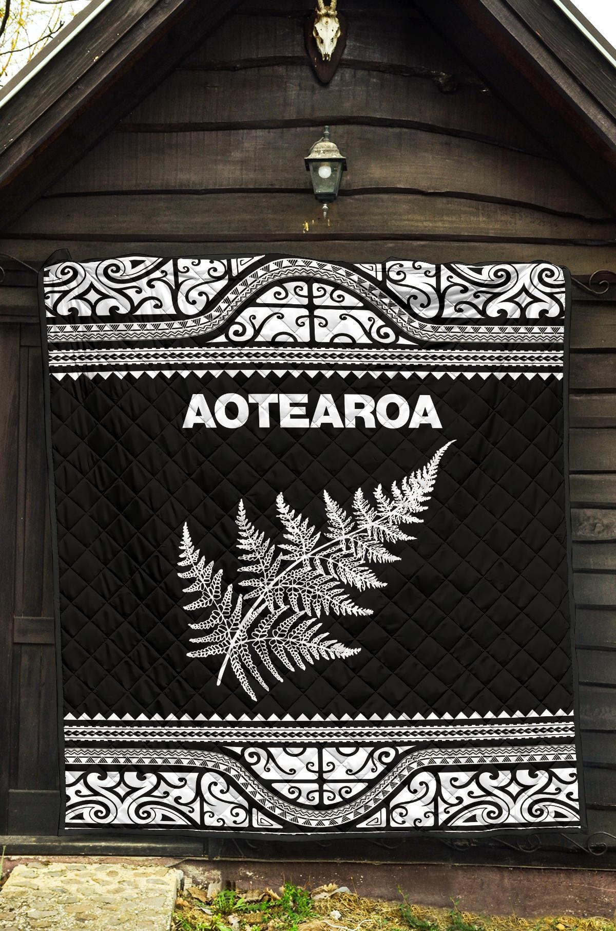 aotearoa-new-zealand-maori-premium-quilt-silver-fern-white