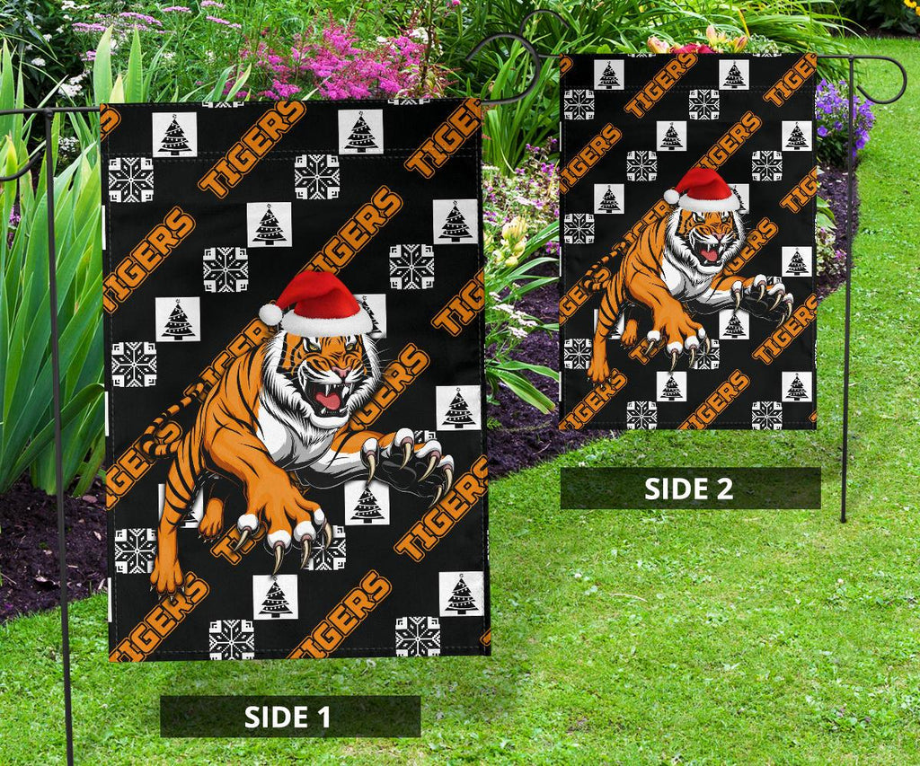 wests-christmas-flag-tigers-fancy