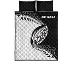 aotearoa-rugby-fern-quilt-bed-set-white