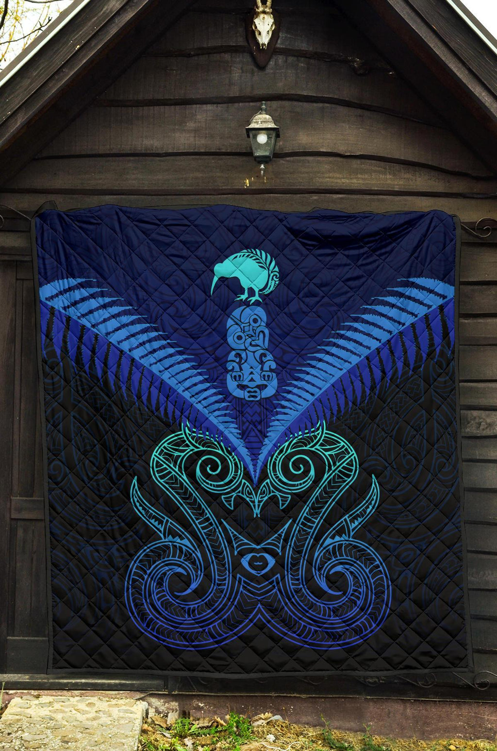 maori-manaia-new-zealand-premium-quilt-blue