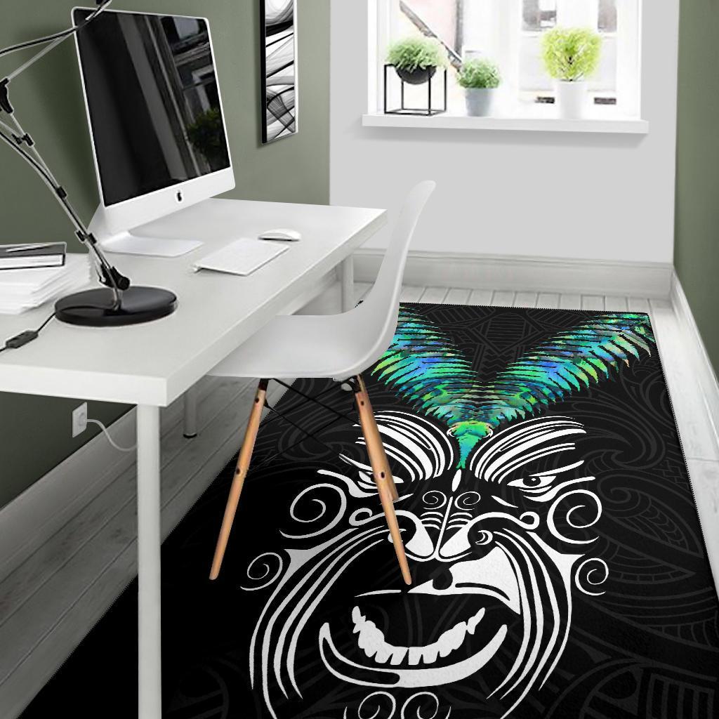 new-zealand-maori-moko-area-rug-paua-shell