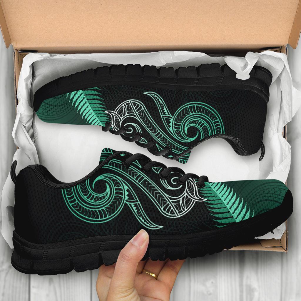 maori-manaia-new-zealand-sneakers-turquoise