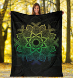 maori-mandala-blanket-green