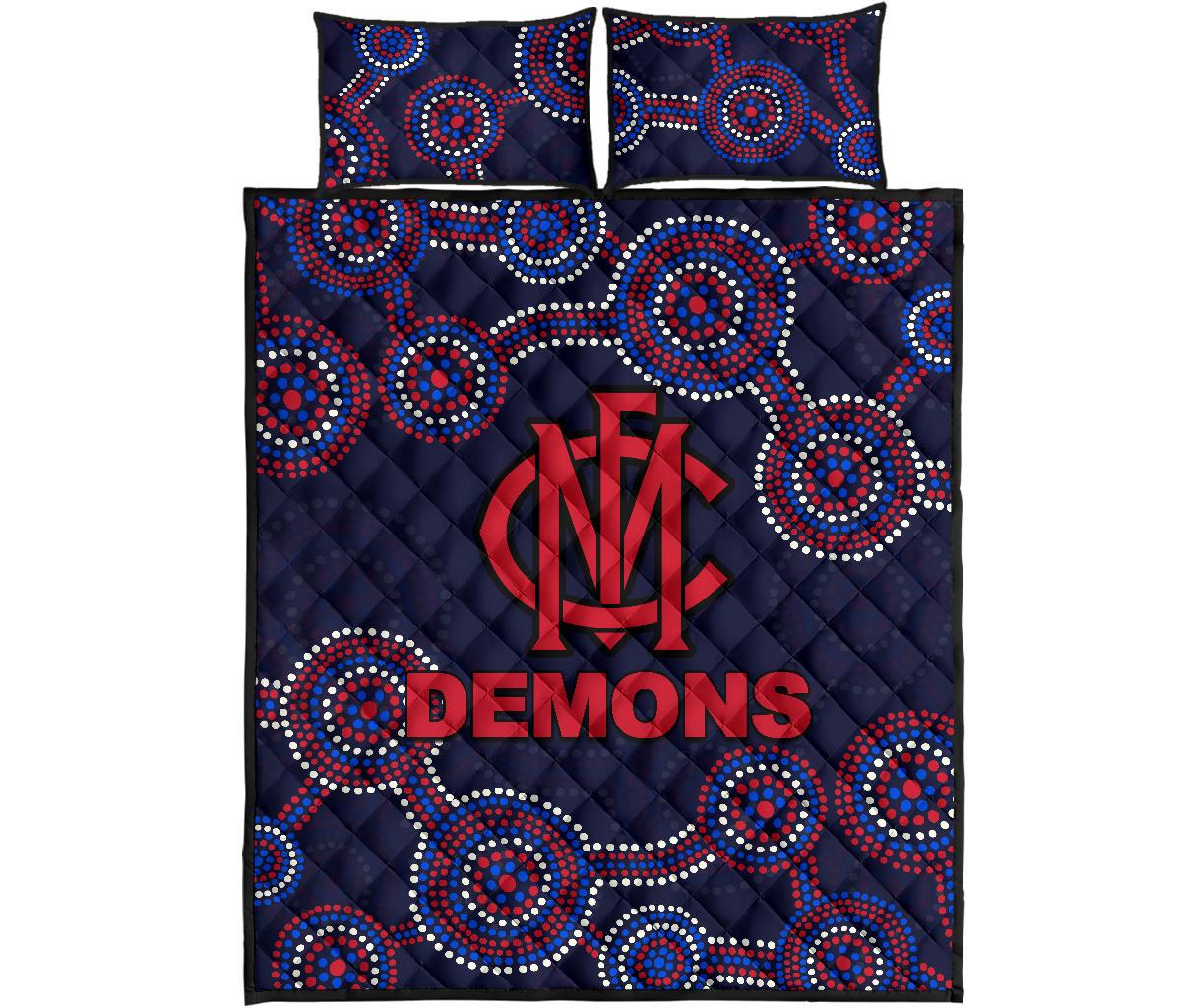 demons-quilt-bed-set