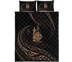 coledonia-islands-quilt-bed-set-gold-frida-style