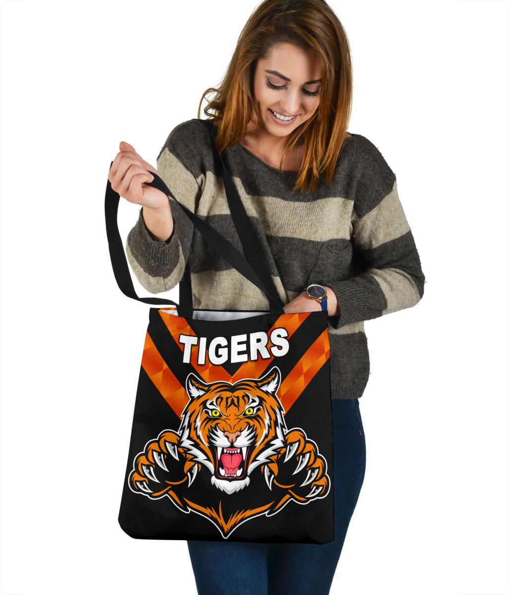 balmain-tote-bag-tigers-black-vibes