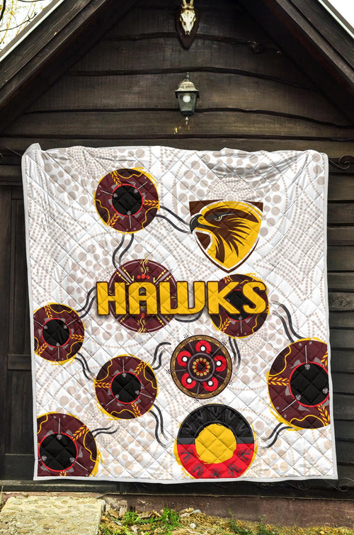 hawthorn-premium-quilt-hawks-indigenous-white