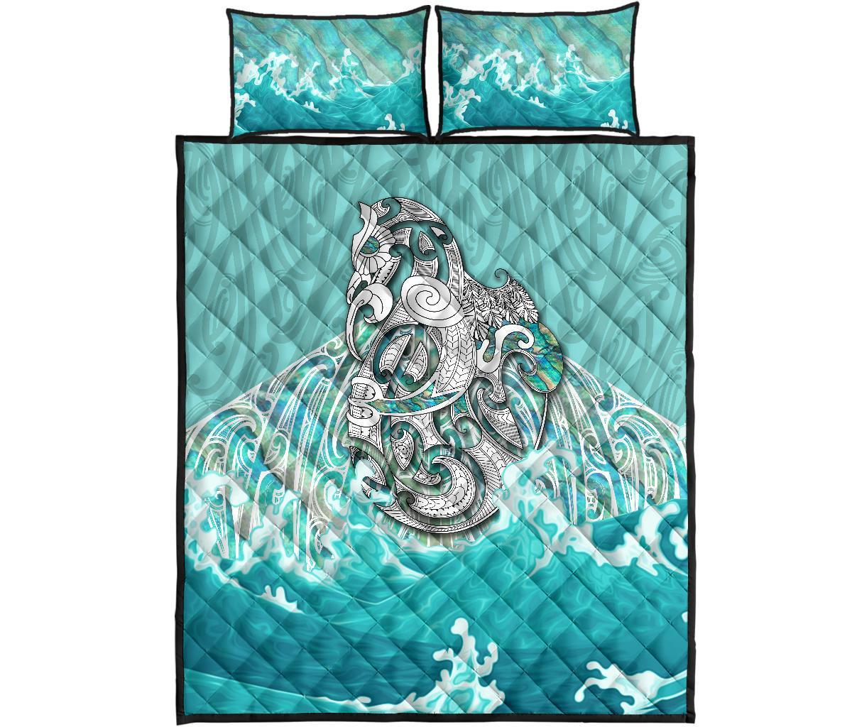 maori-manaia-the-blue-sea-quilt-bed-set-turquoise