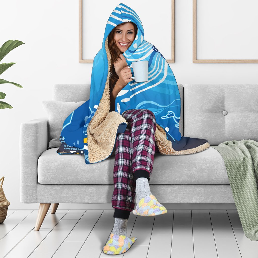 hooded-blanket-indigenous-ocean-fishing