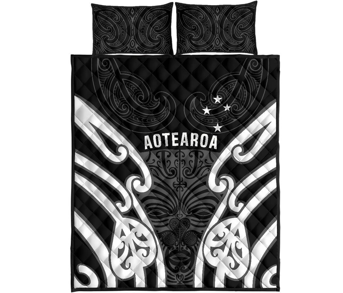 aotearoa-quilt-bed-set-maori-moko-black-white