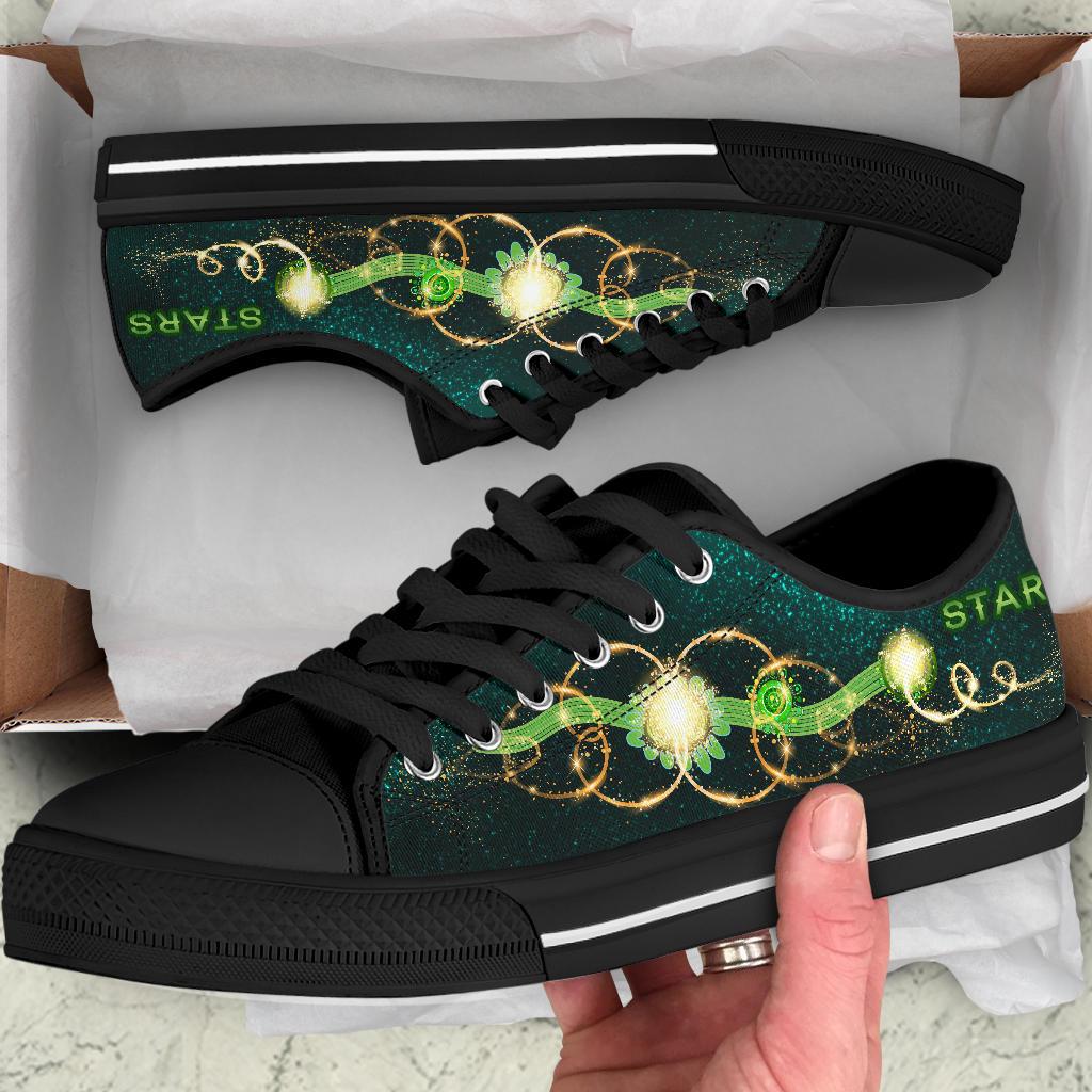 melbourne-low-top-shoe-stars-indigenous
