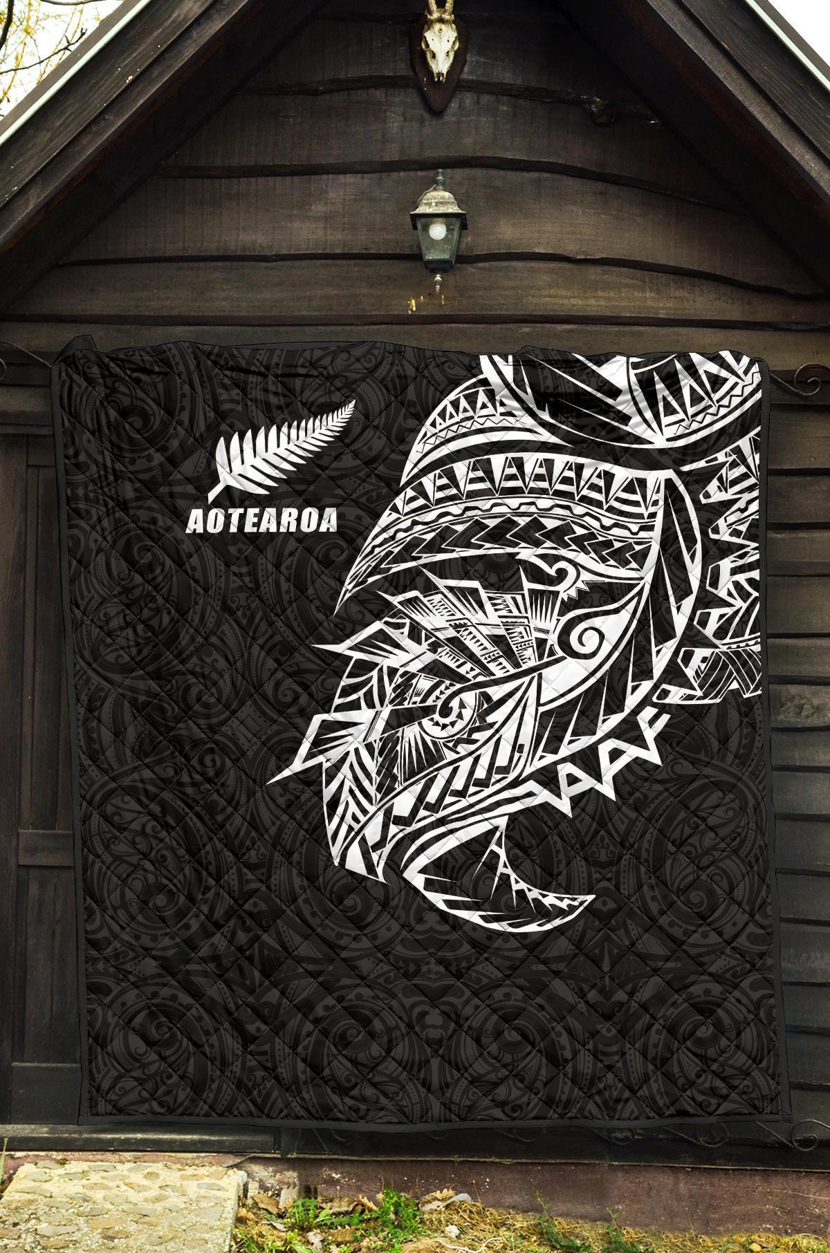 maori-tattoo-premium-quilt-polynesian-style-black