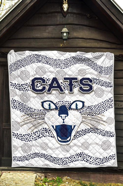 geelong-premium-quilt-cats-indigenous-white