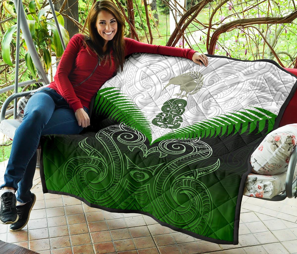 maori-manaia-premium-quilt-green
