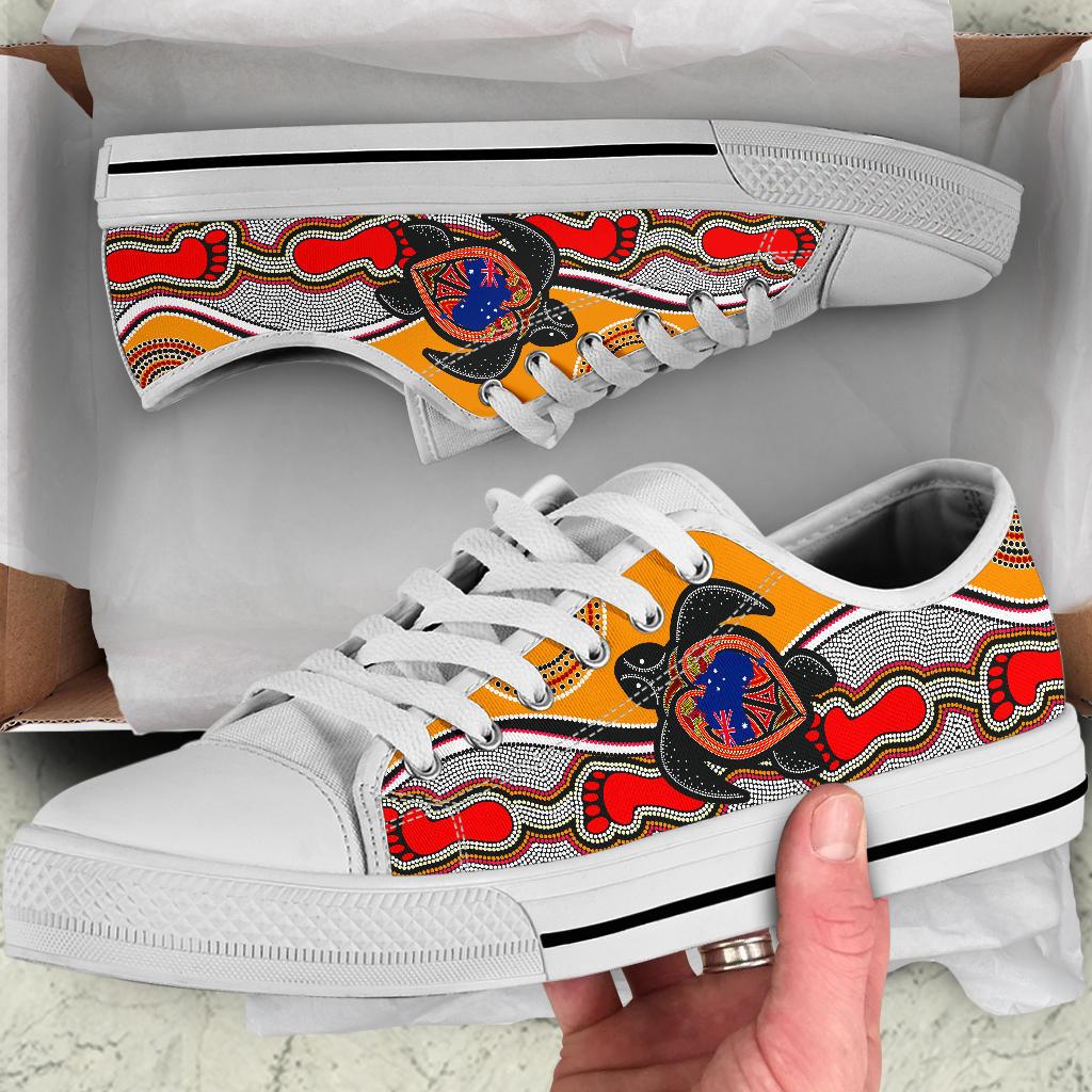 canvas-shoes-aboriginal-patterns-shoes-turtle-low-top