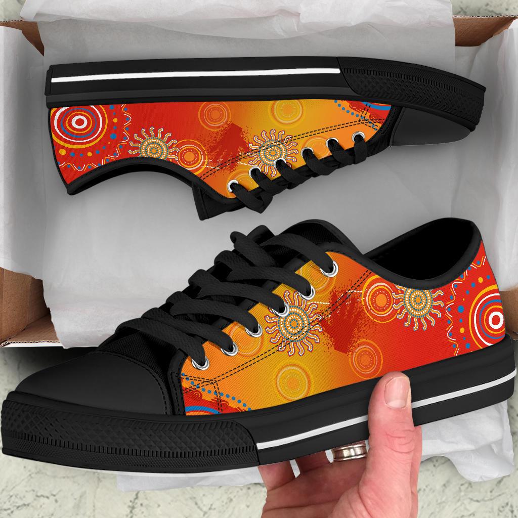 suns-low-top-shoe-sun-indigenous-gold-coast