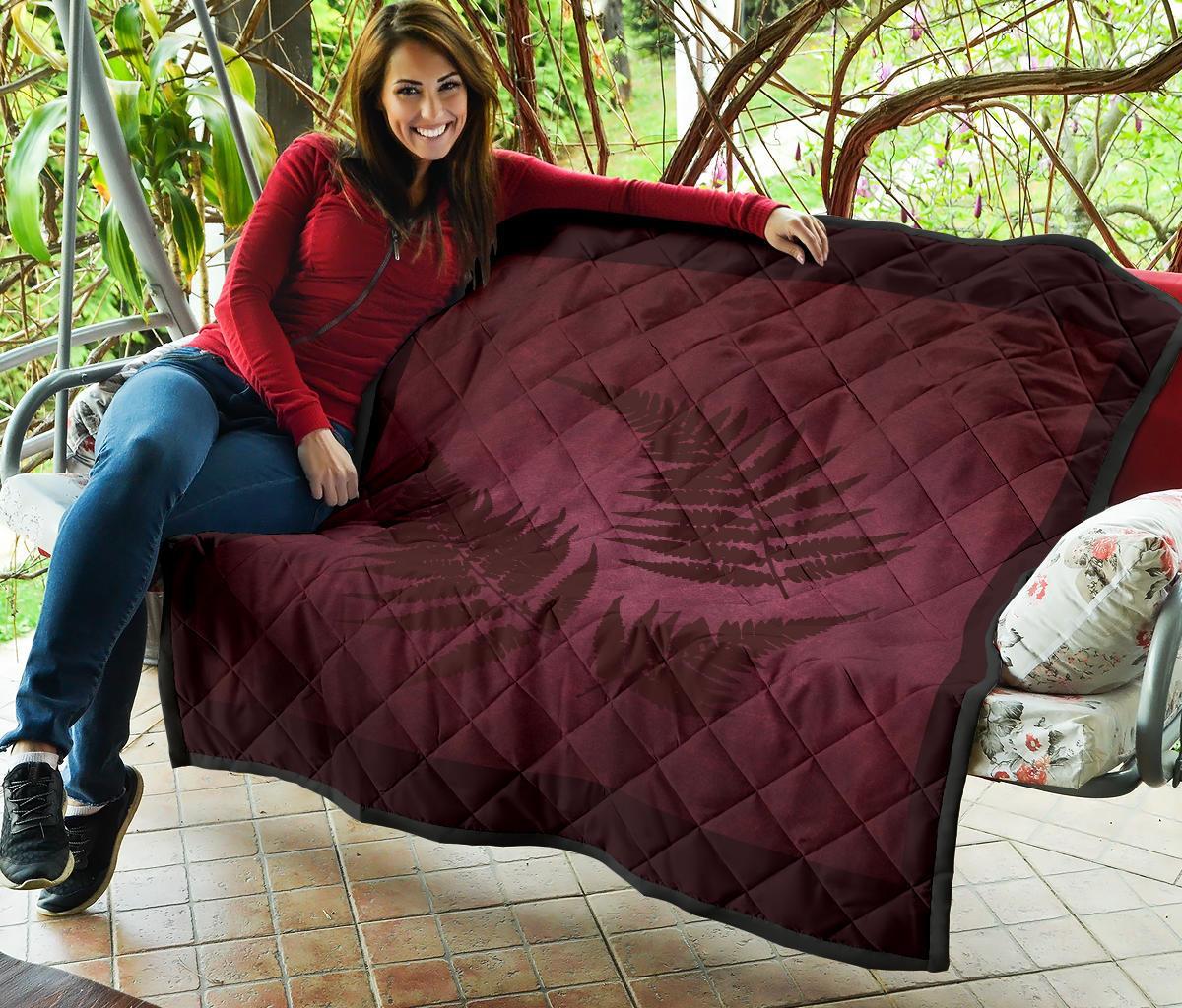 silver-fern-red-style-quilt