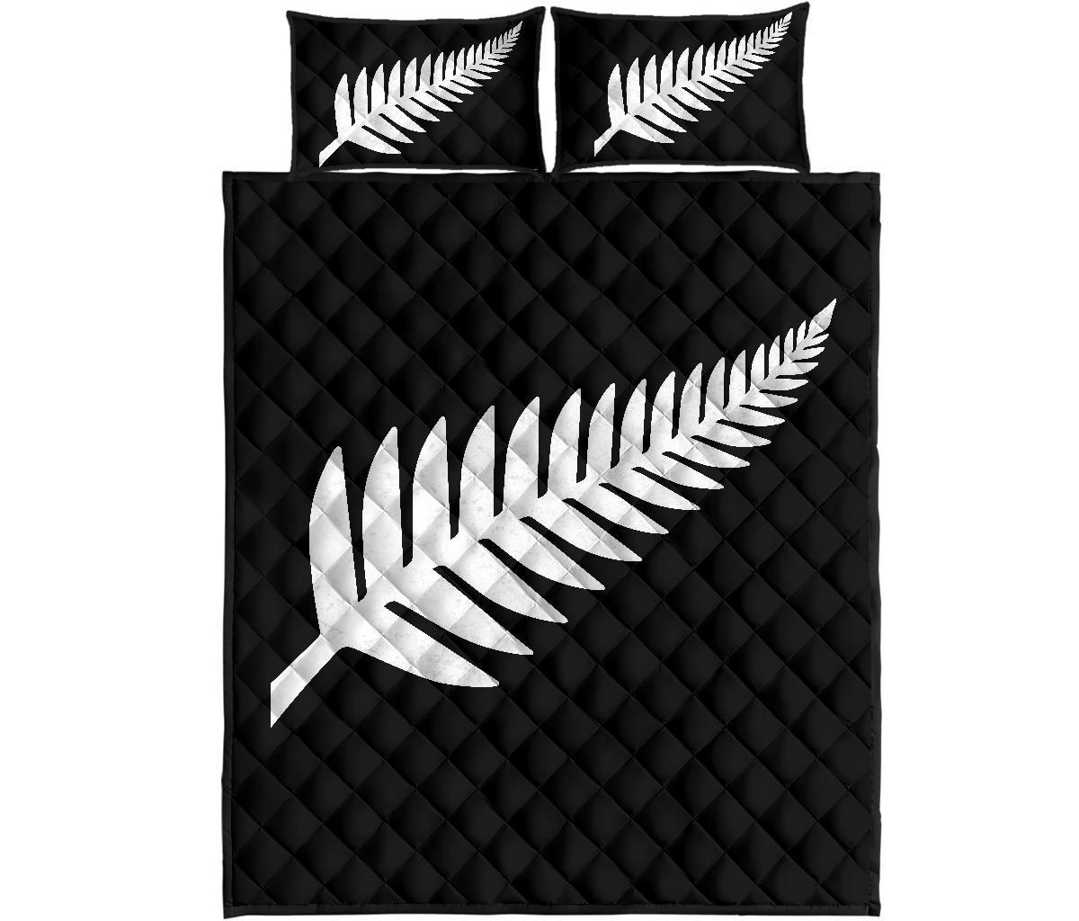 new-zealand-flag-silver-fern-black-and-white-quilt-bed-set