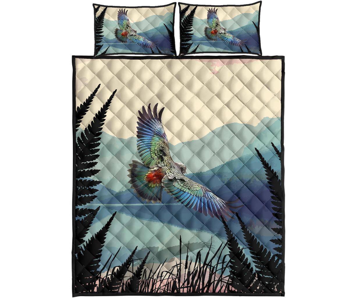 flying-kea-parrot-new-zealand-quilt-bed-set
