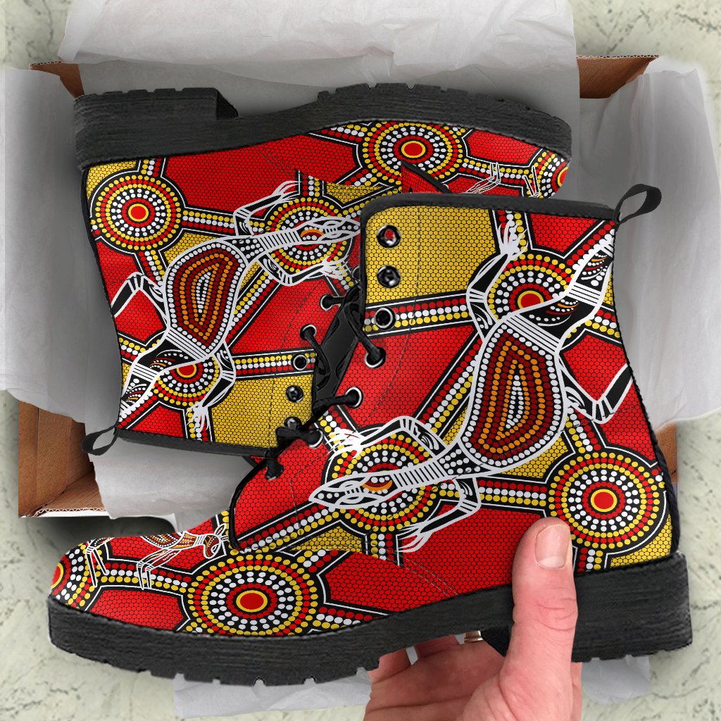 aboriginal-leather-boots-kangaroo-dot-painting-patterns