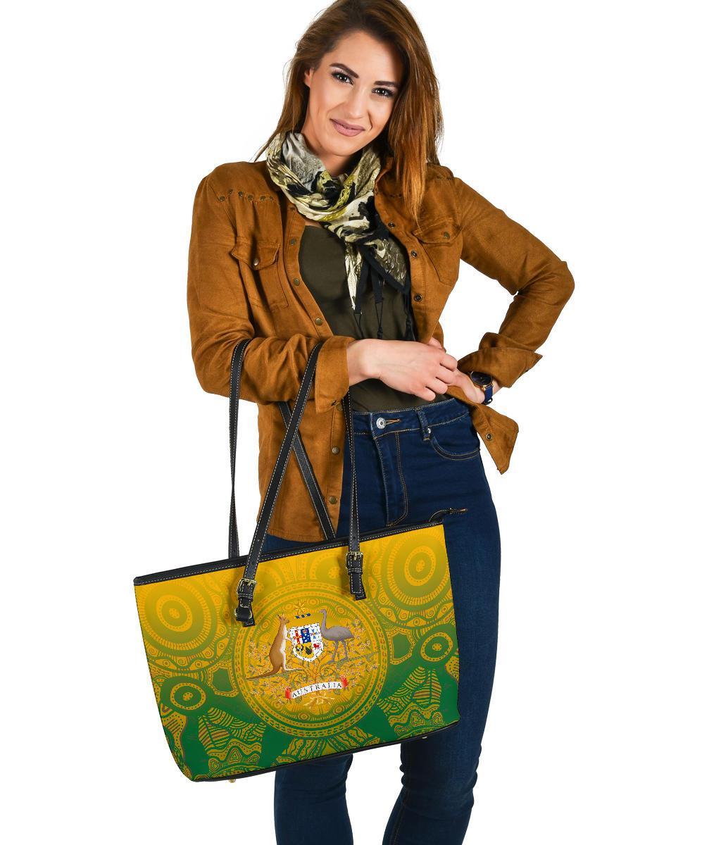 aboriginal-leather-tote-bag-australia-rugby-and-coat-of-arms-ver02