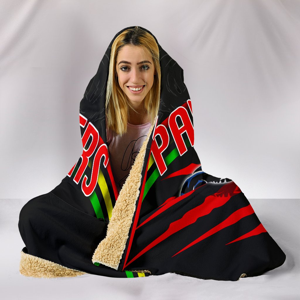 panthers-hooded-blanket-claws