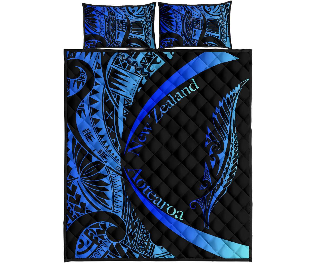 new-zealand-silver-fern-quilt-bed-set-maori-tattoo-circle-style-blue